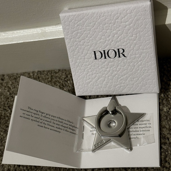 Dior Accessories - Dior Vip Gift Exclusive Novelty Silver Star Phone Ring with Gift Box NEW SEALED